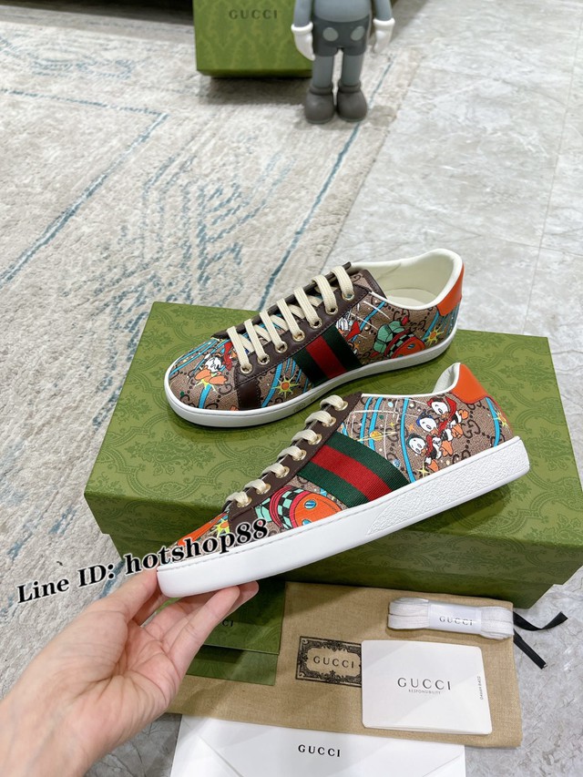 gucci專櫃爆款小白鞋 古馳牛皮休閒男士板鞋 古琦情侶款經典Ace系列小白鞋 dx1321